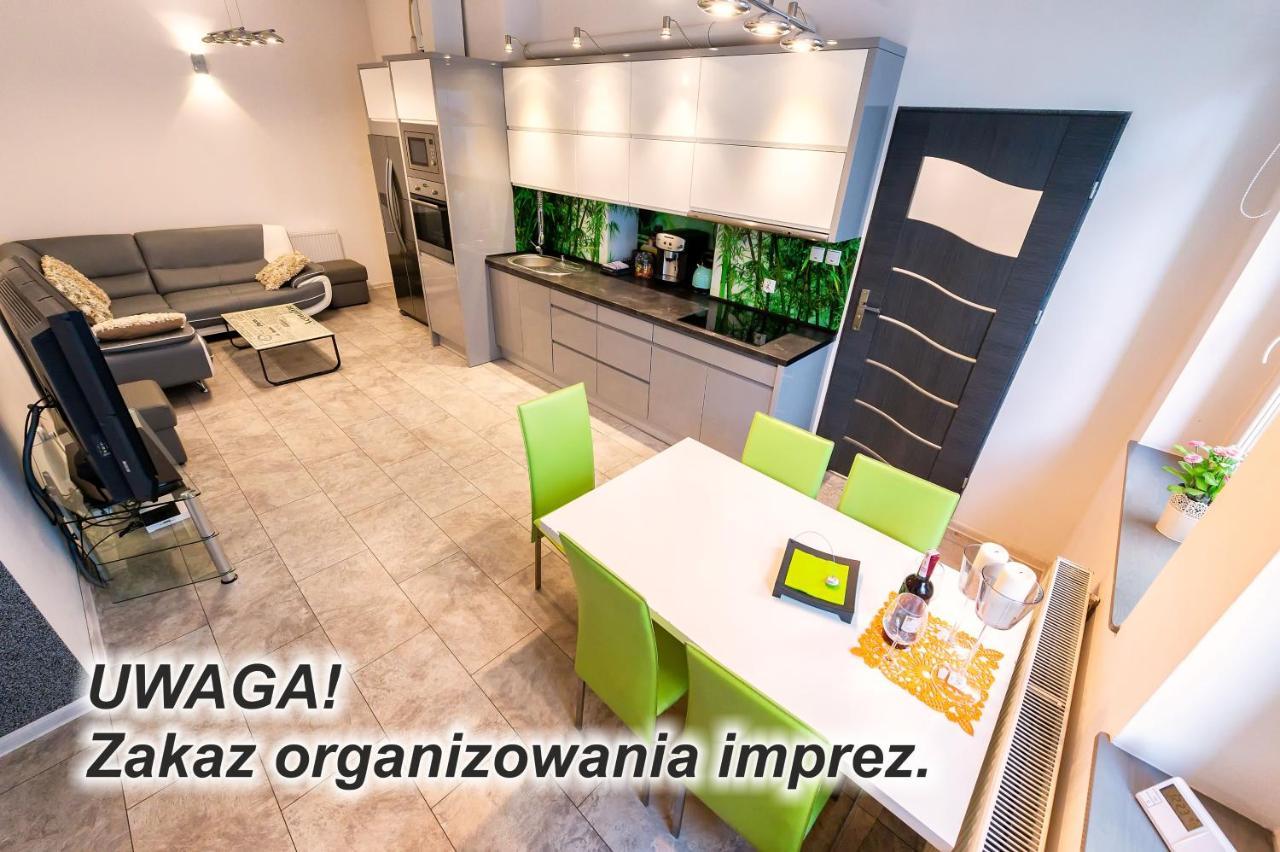 Aparthotel Zabrze, Apartamenty Centrum Экстерьер фото