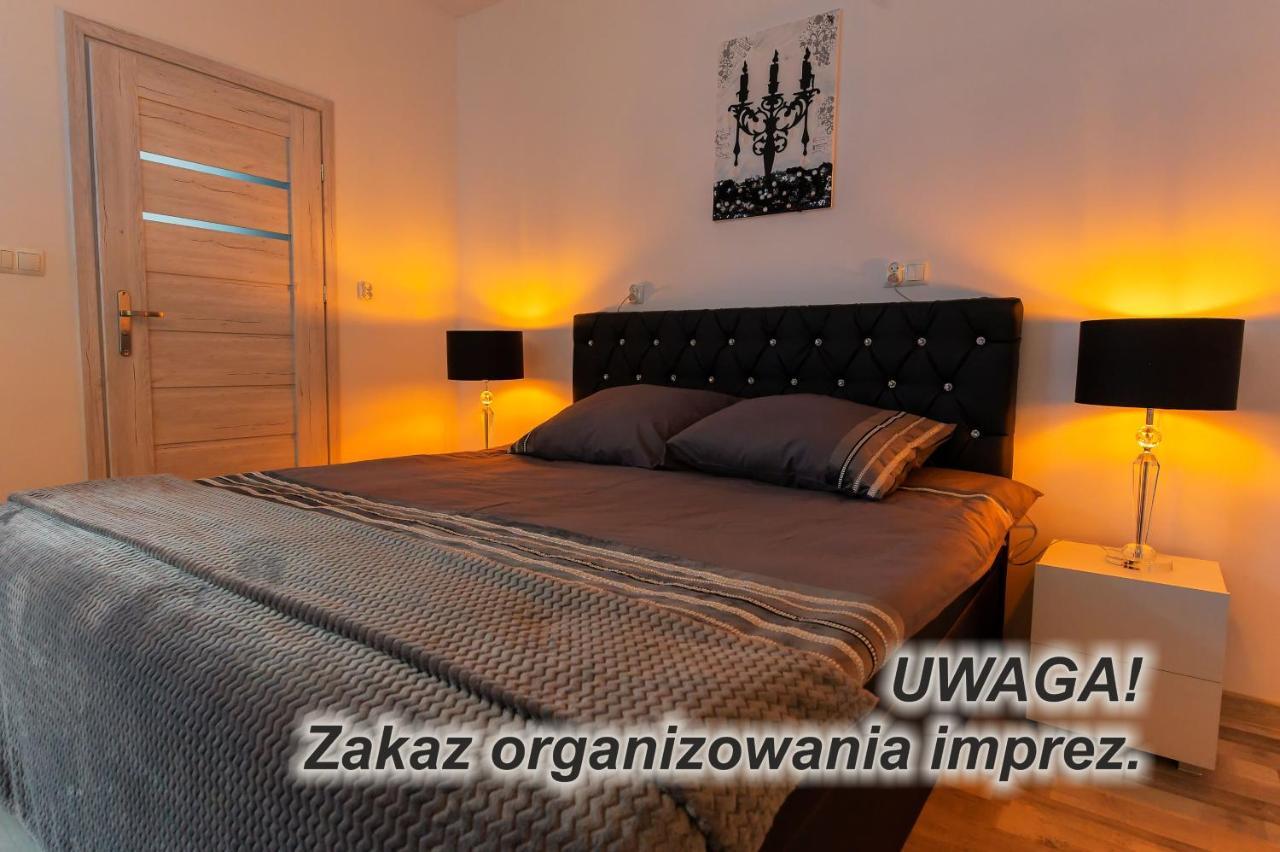 Aparthotel Zabrze, Apartamenty Centrum Экстерьер фото