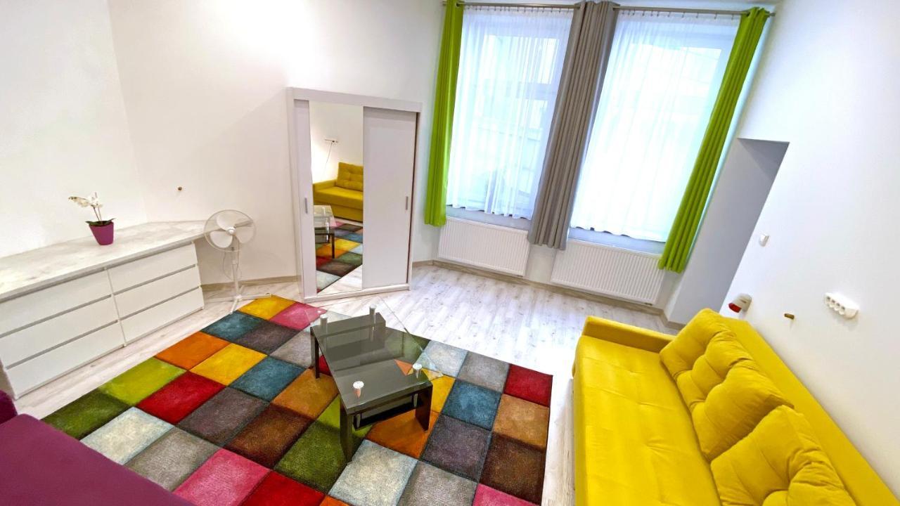 Aparthotel Zabrze, Apartamenty Centrum Экстерьер фото